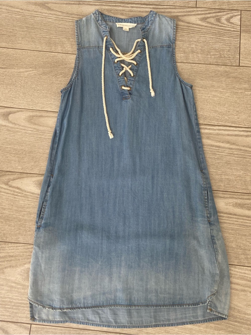 Lovestitch Light Blue Denim Lightweight Lace-Up Sleeveless Dress. Size: Small .